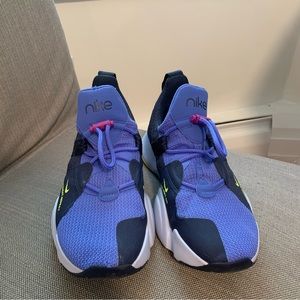 Nike SuperRep Groove Women’s Blue Athletic Shoes